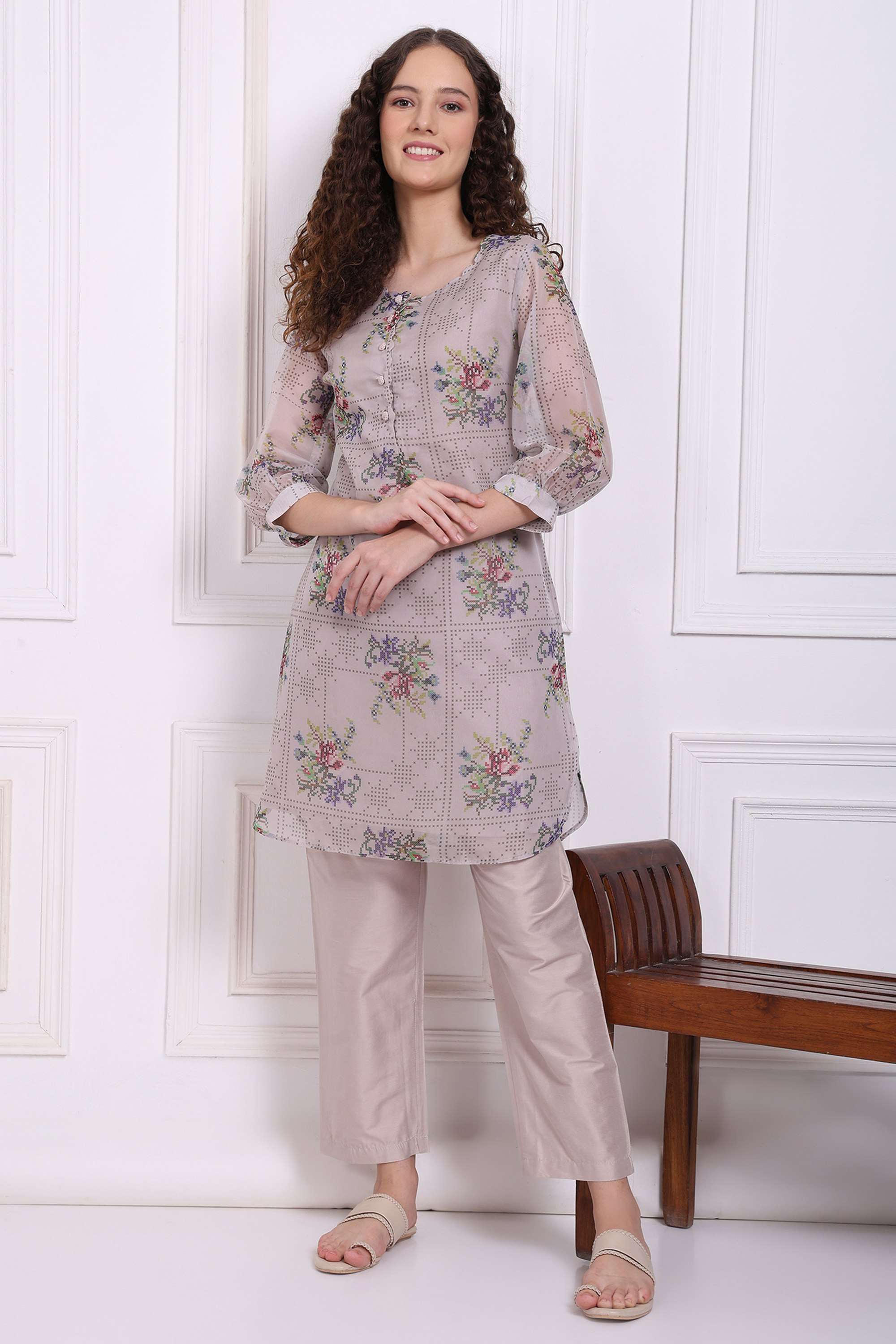 Floral-Round-Neck-Organza-Women-Kurta-Set
