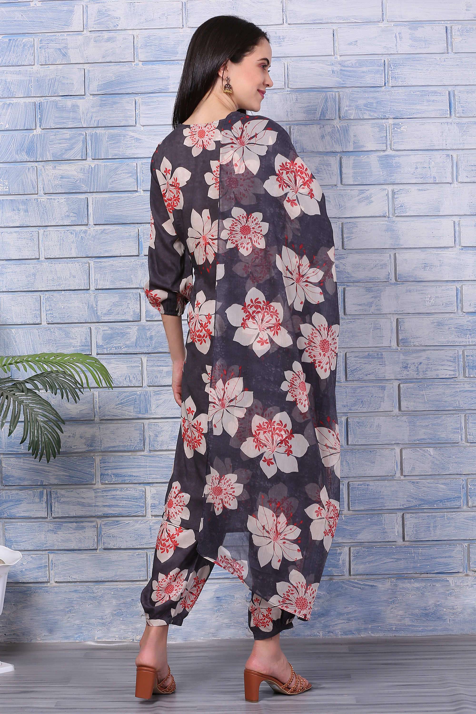 Floral-Calf-Length-viscose-Woven-Women-s-Kurta-Set