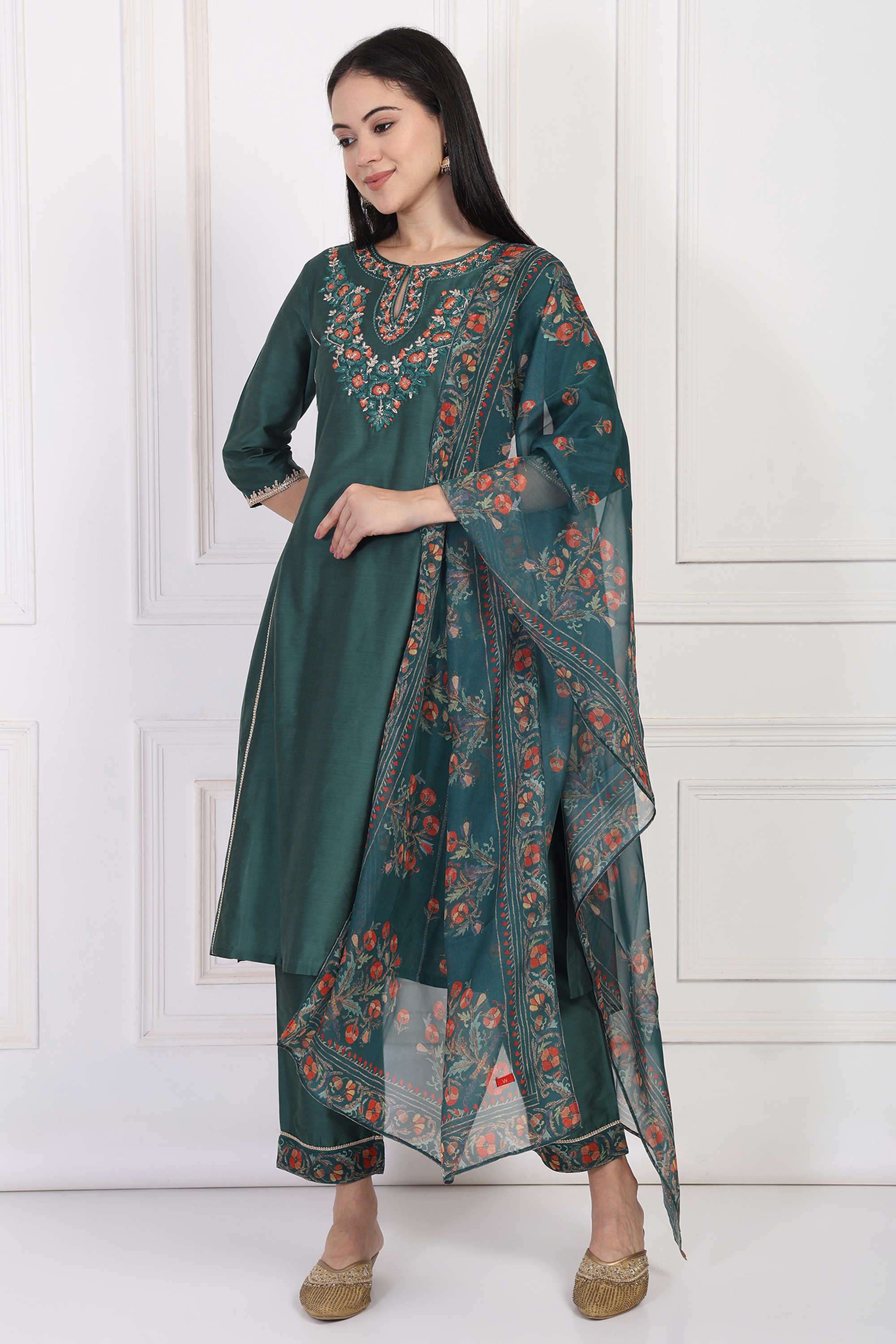 Embroidered-Blended-Fabric-Women-s-Festive-Wear-Kurta-Set