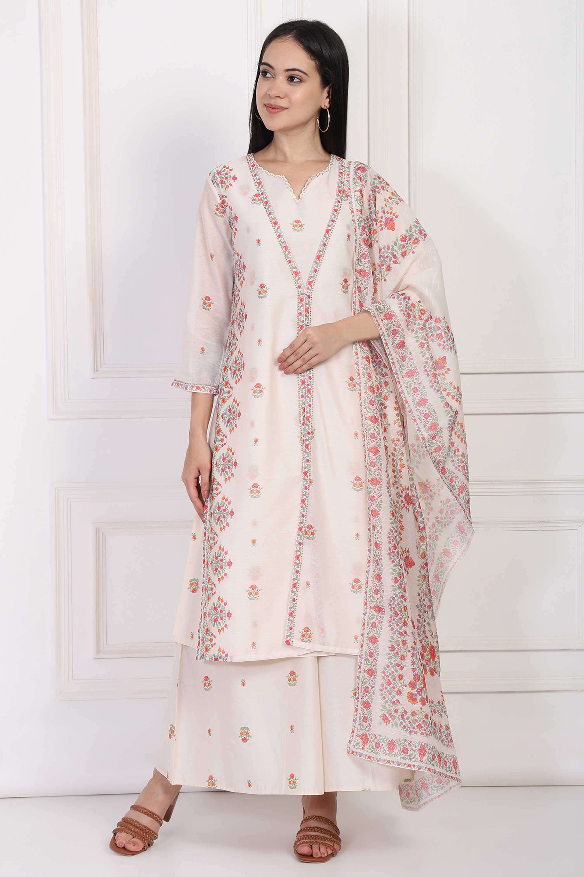 Textured-Blended-Fabric-Women-s-Festive-Wear-Kurta-Set