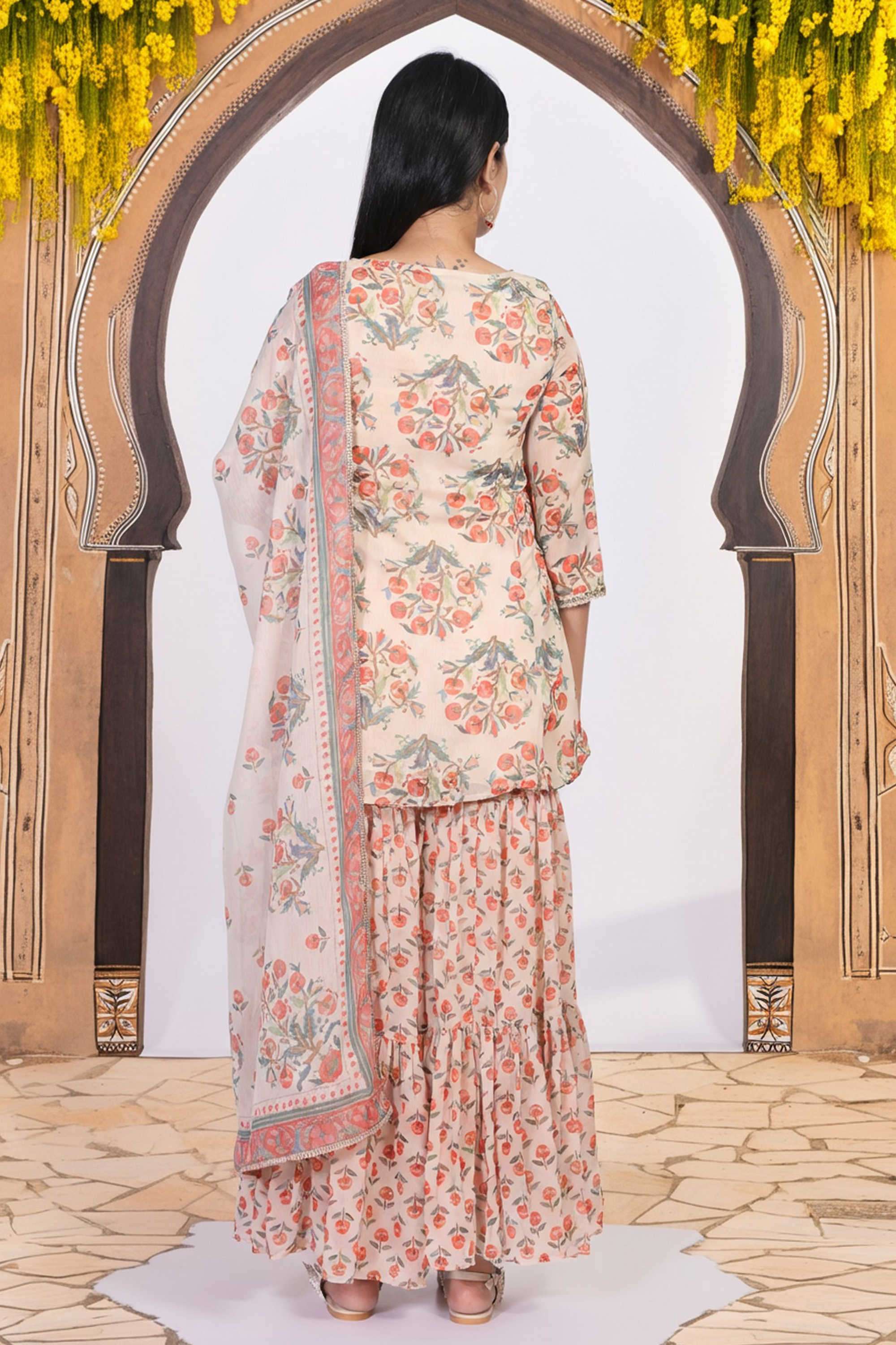 Textured-Blended-Fabric-Women-Kurta-Set