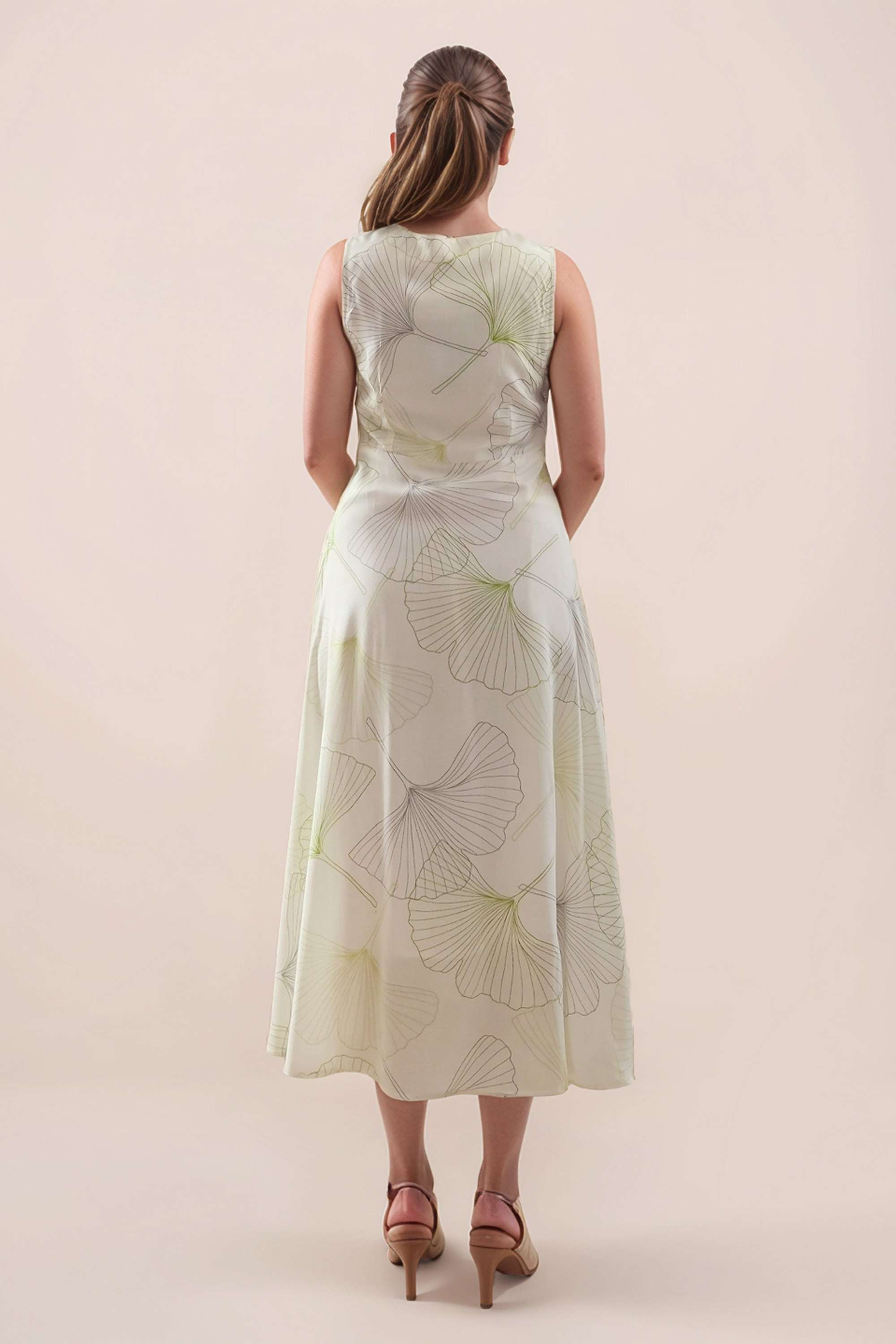 Printed-V-Neck-Rayon-Women-s-Sleeveless-Maxi-Dress