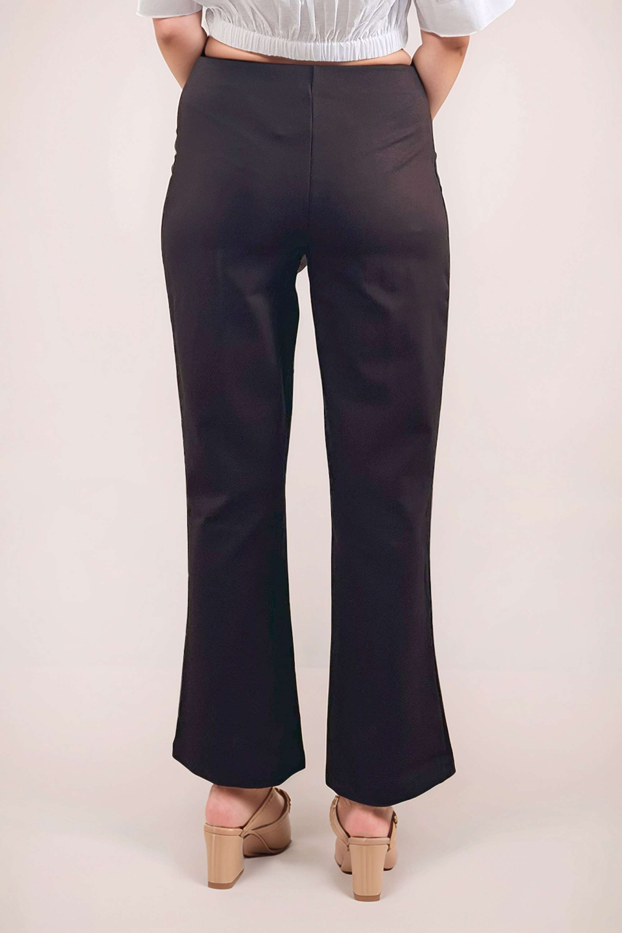 Solid-Regular-Fit-Blended-Fabric-Women-Casual-Wear-Trousers