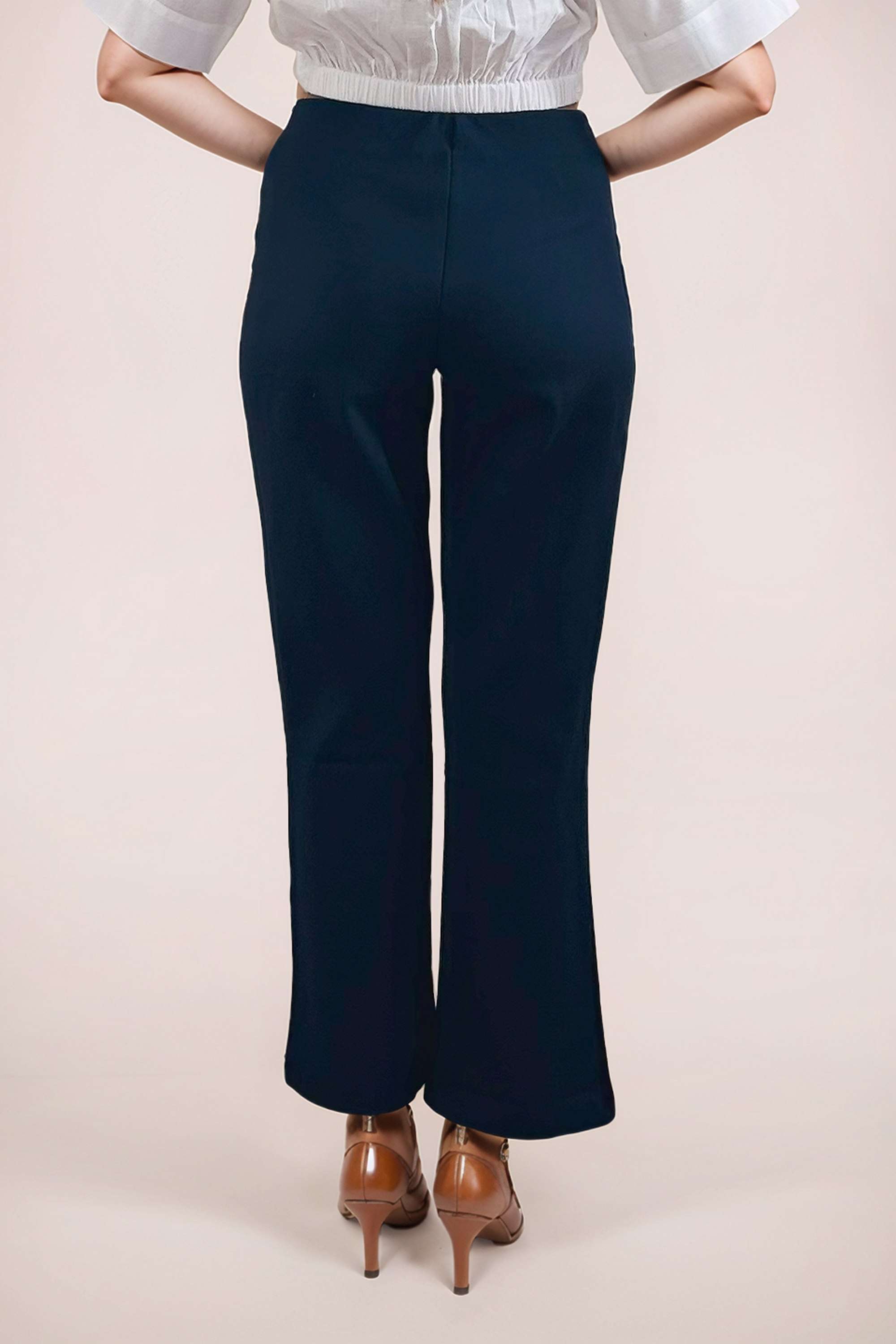Solid-Regular-Fit-Blended-Fabric-Women-Casual-Wear-Trousers