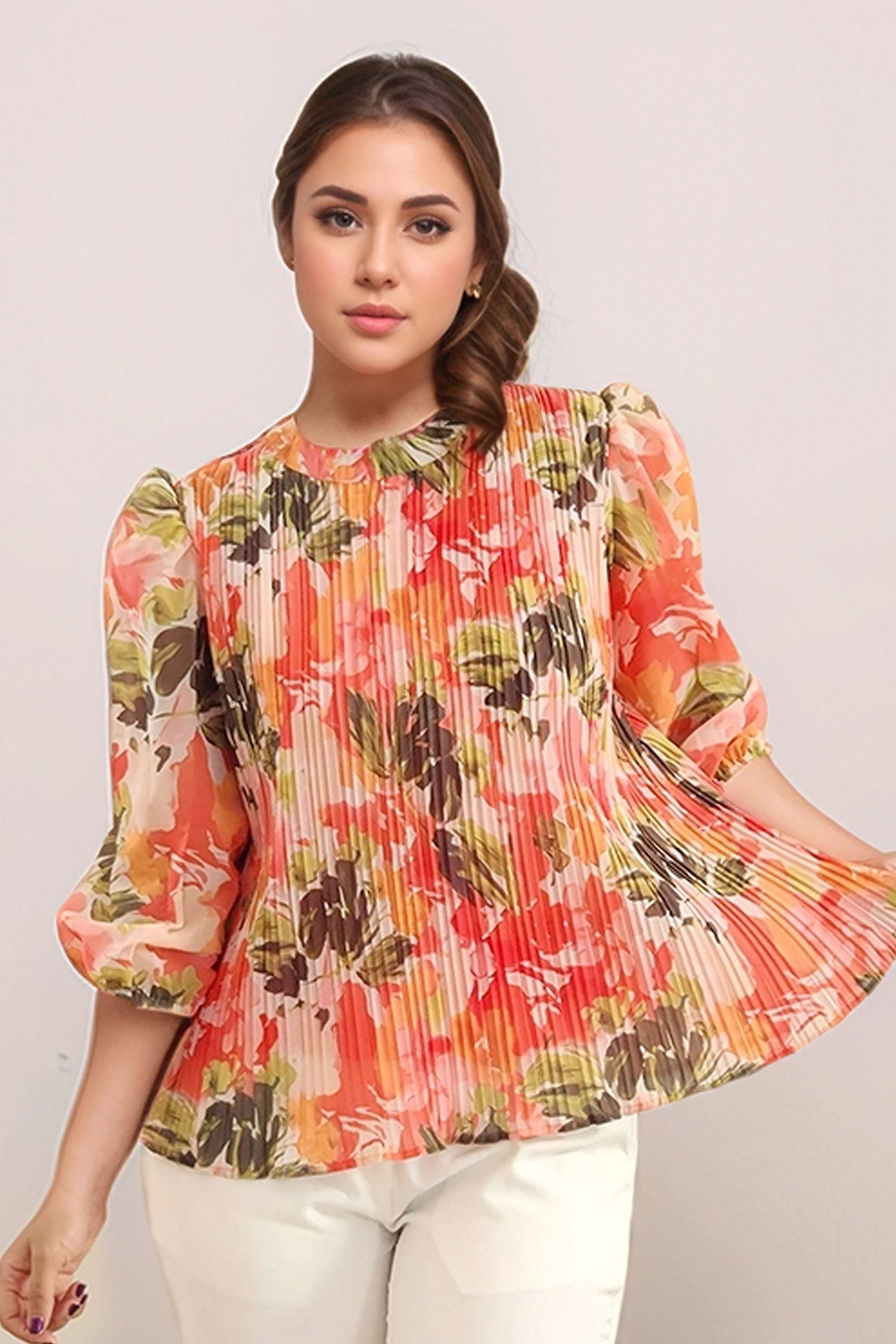 Floral-Polyester-Round-Neck-Women-Top