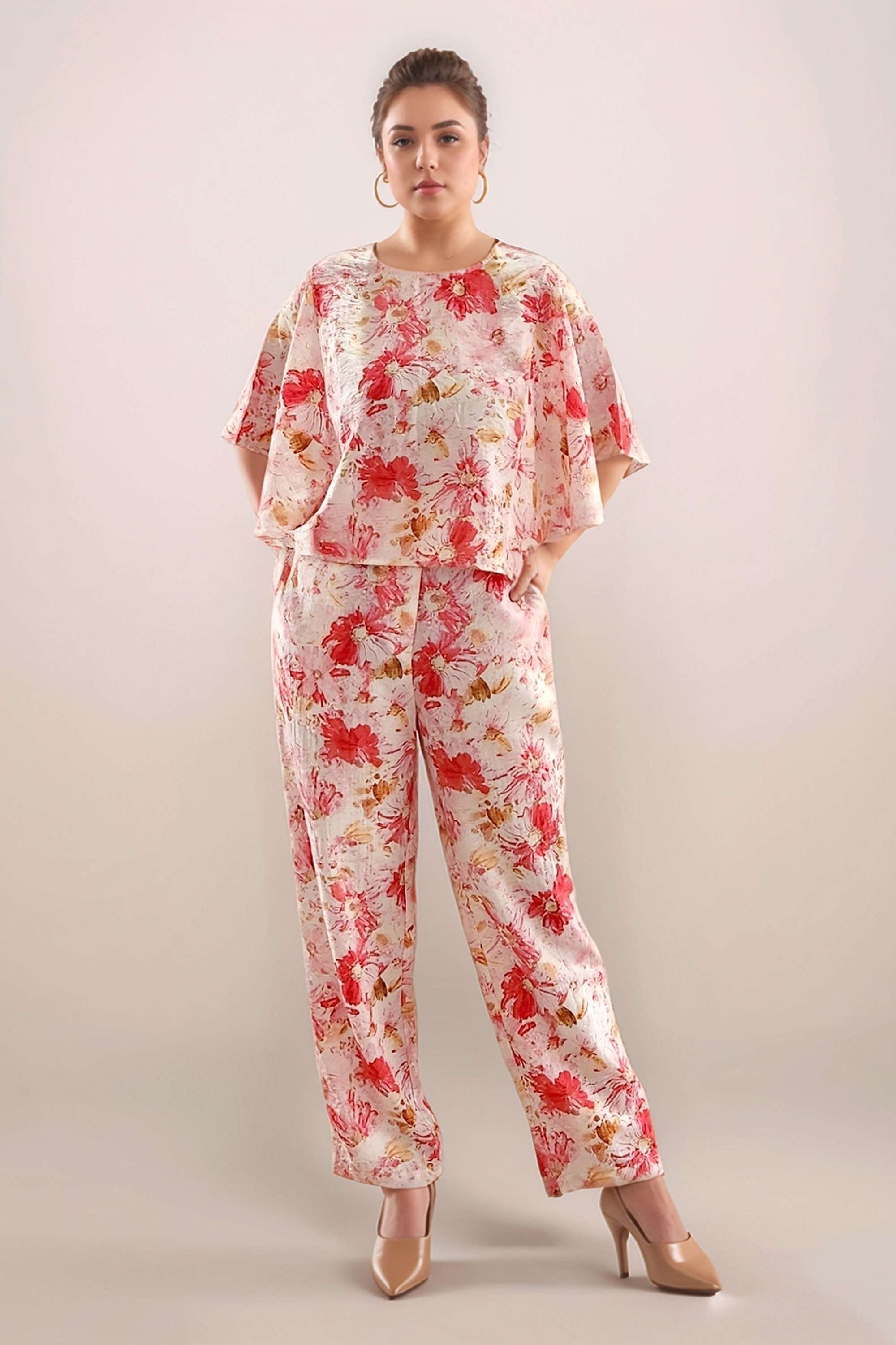 Floral-Blended-Fabric-Round-Neck-Women-s-Top