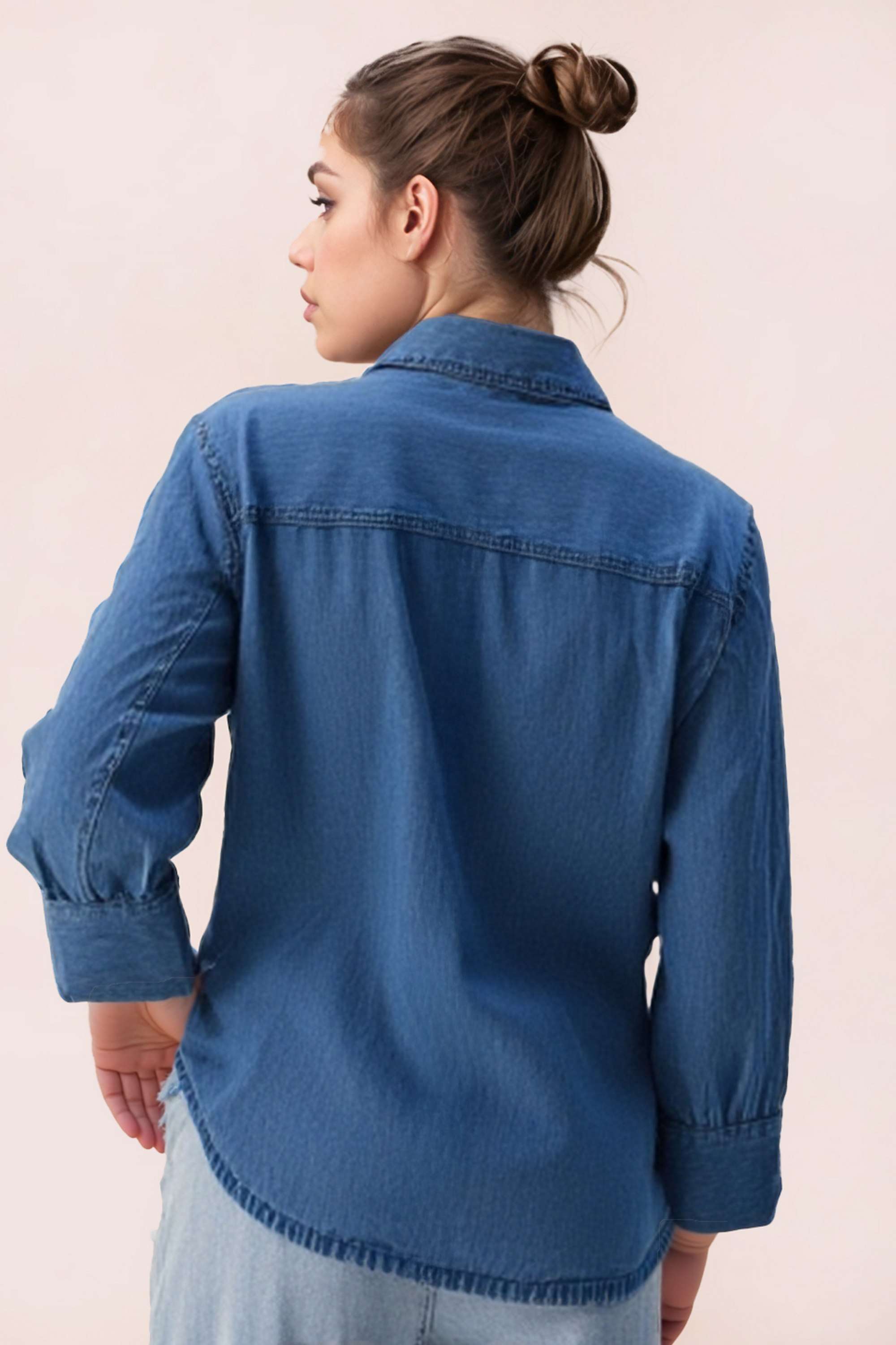 Solid-Blended-Fabric-Collared-Women-s-Top