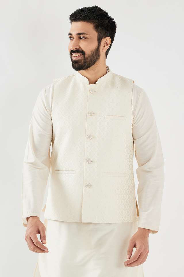 Textured-Regular-Fit-Men-s-Festive-Wear-Waistcoat