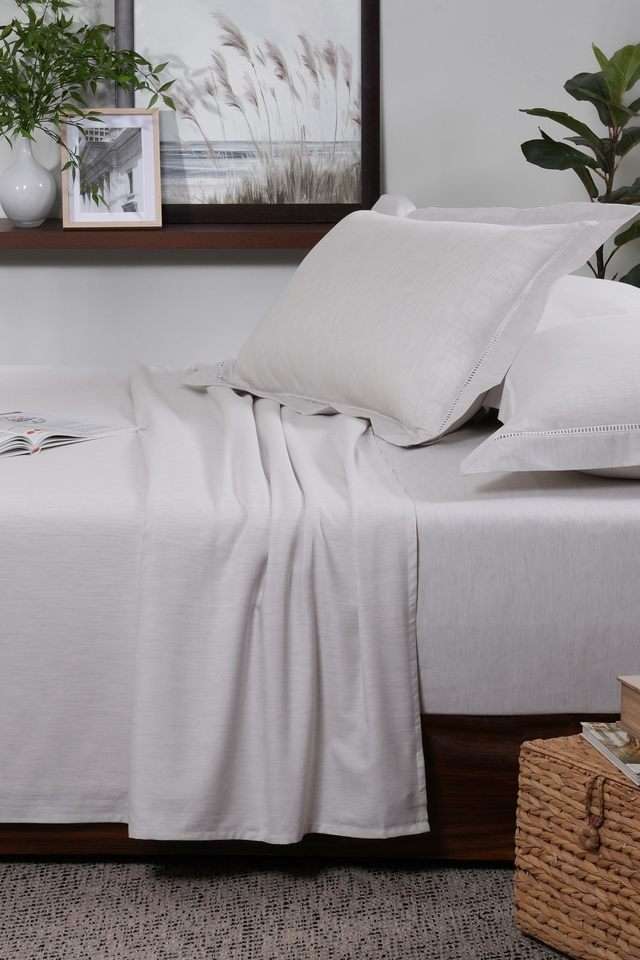Emmie-White-King-Bed-Sheet-with-Pillow-Case
