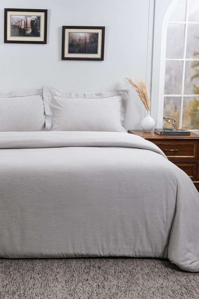 Emmie-Soft-Grey-Double-Duvet-Cover-with-Pillow-Case
