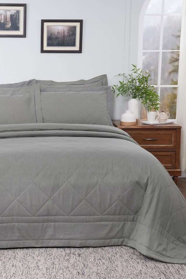 Emmie-Chameleon-Green-Single-Quilt