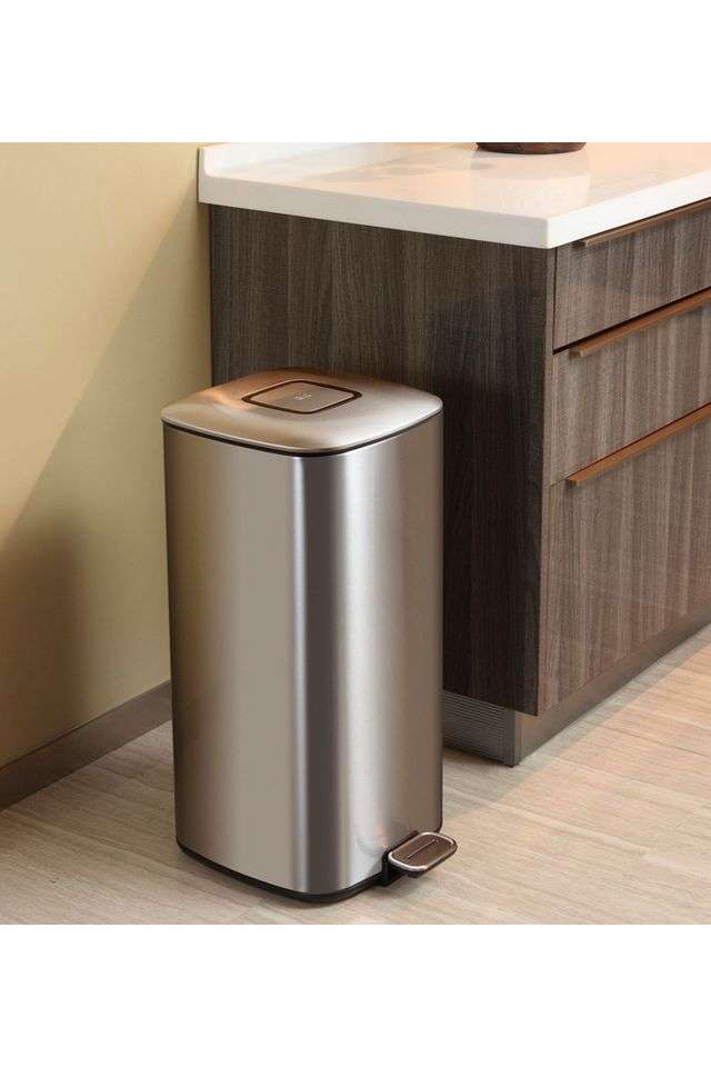 Stainless-Steel-Step-Dustbin-with-Deodorizer-Compartment-&-Liner -12-Litres -Metallic