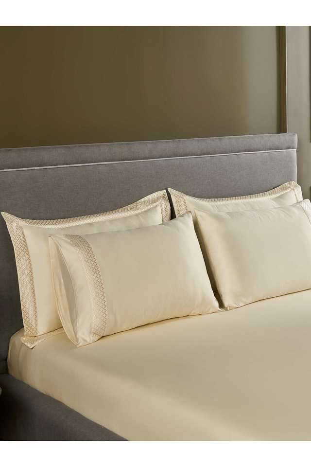 Modern-800-TC-Cotton-Double-Bedsheet-with-2-Pillow-Covers