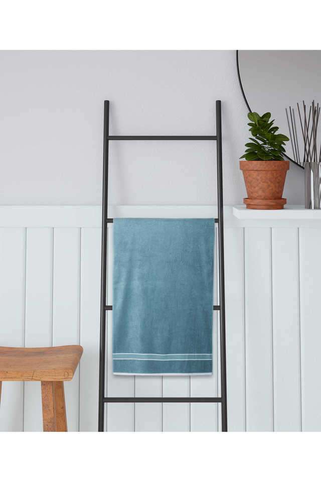 Luxuria-Aqua-Blue-Color-Bath-Towel