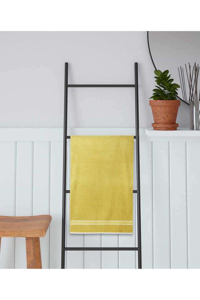 Luxuria-Yellow-Color-Bath-Towel