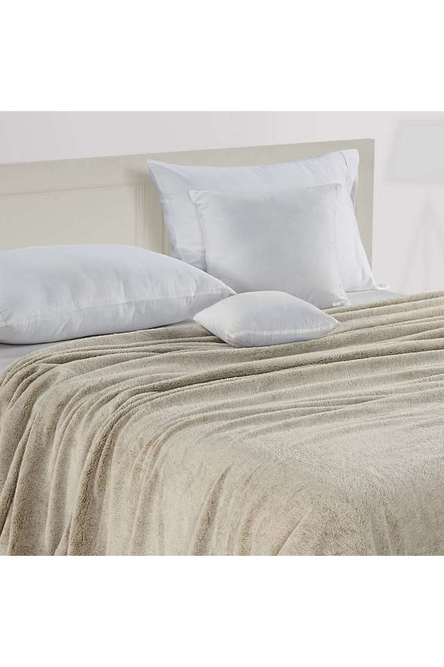 Ivory-&-Dark-Ivory-Fur-Micro-Fur-Rabito-Double-Dohar