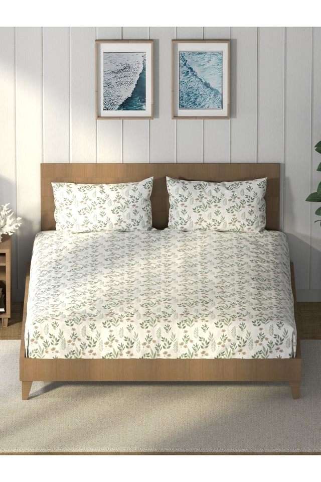 Super-Soft-100--Cotton-King-Bedsheet-And-2-Pillow-Covers--3Pc-Set-(Raymarine)-Floral-Fairgreen