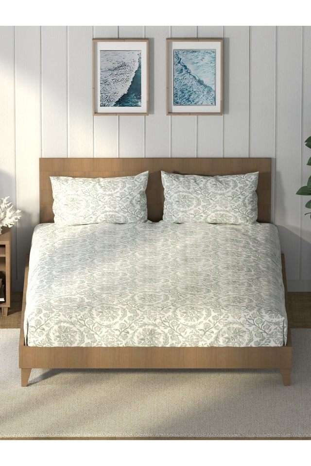 Super-Soft-100--Cotton-King-Bedsheet-And-2-Pillow-Covers--3Pc-Set-(Raymarine)-Floral-Fairgreen
