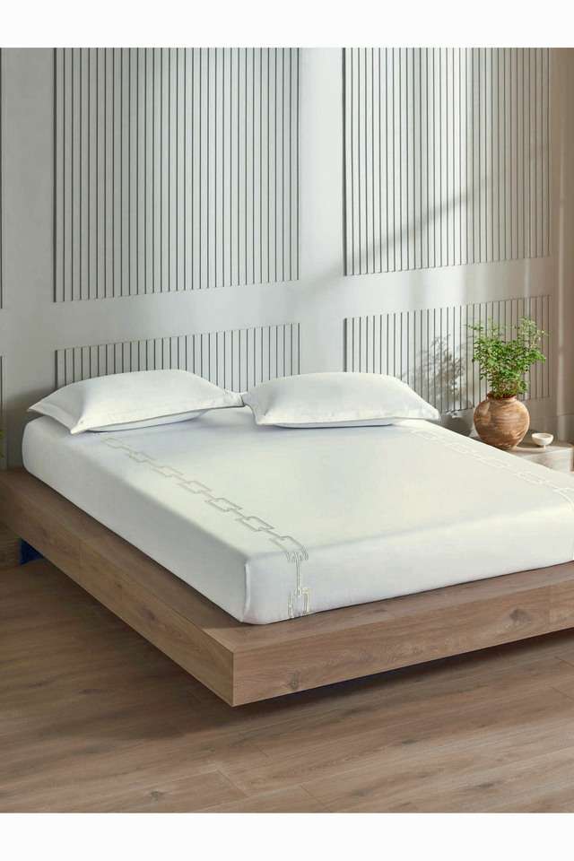 Modern-300-TC-Cotton-Double-Bedsheet-with-2-Pillow-Covers