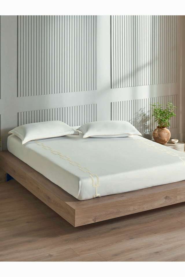 Modern-300-TC-Cotton-Double-Bedsheet-with-2-Pillow-Covers