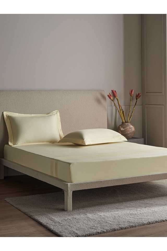 Modern-300-TC-Cotton-Double-Bedsheet-with-2-Pillow-Covers