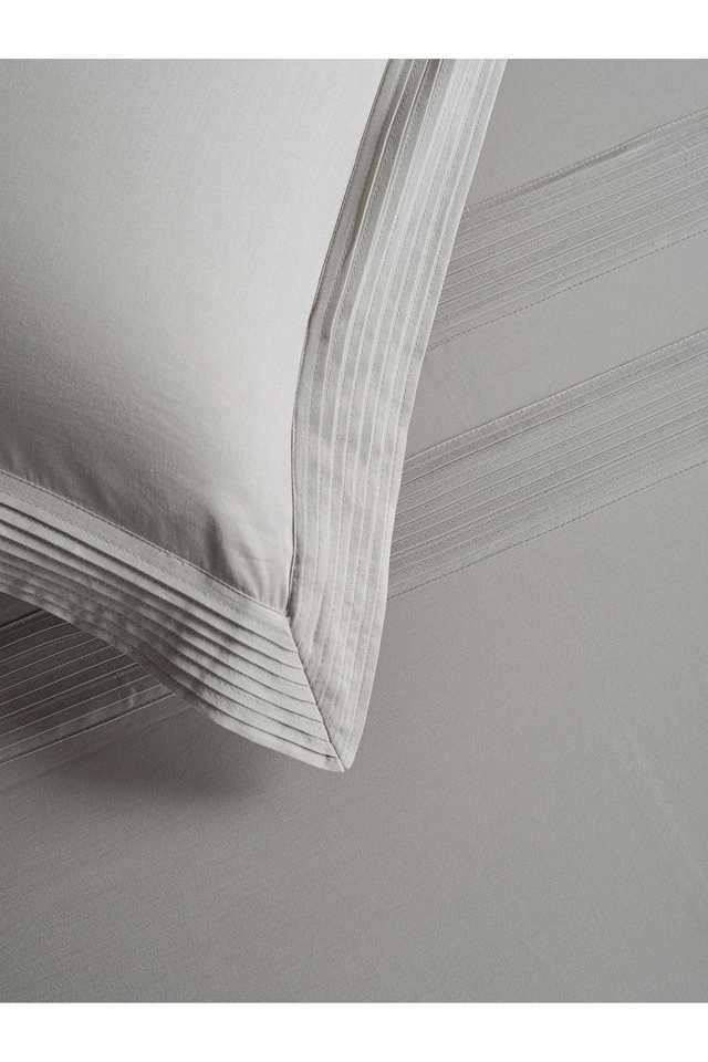 Modern-300-TC-Cotton-Double-Bedsheet-with-2-Pillow-Covers