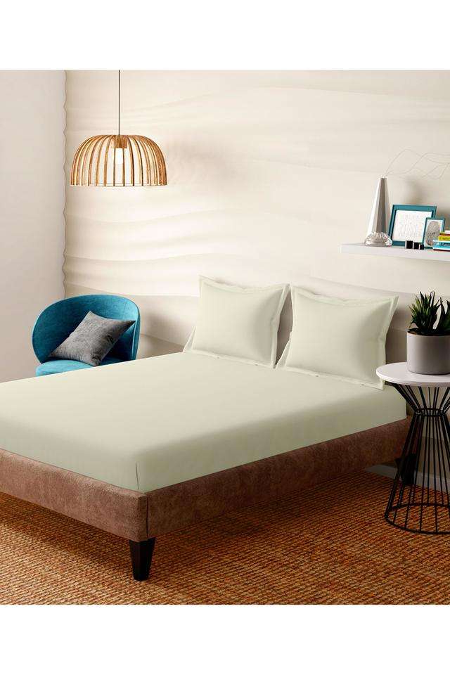 Shades-Cotton-Printed-Fitted-Sheet-with-2-Pillow-Covers