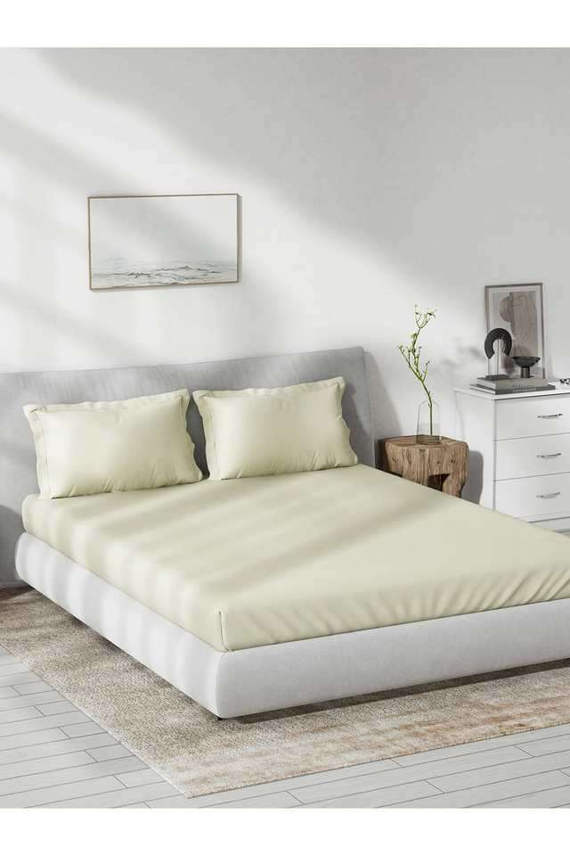 Solid-Dobby-180-TC-Cotton-King-Fitted-Sheet-with-2-Pillow-Covers
