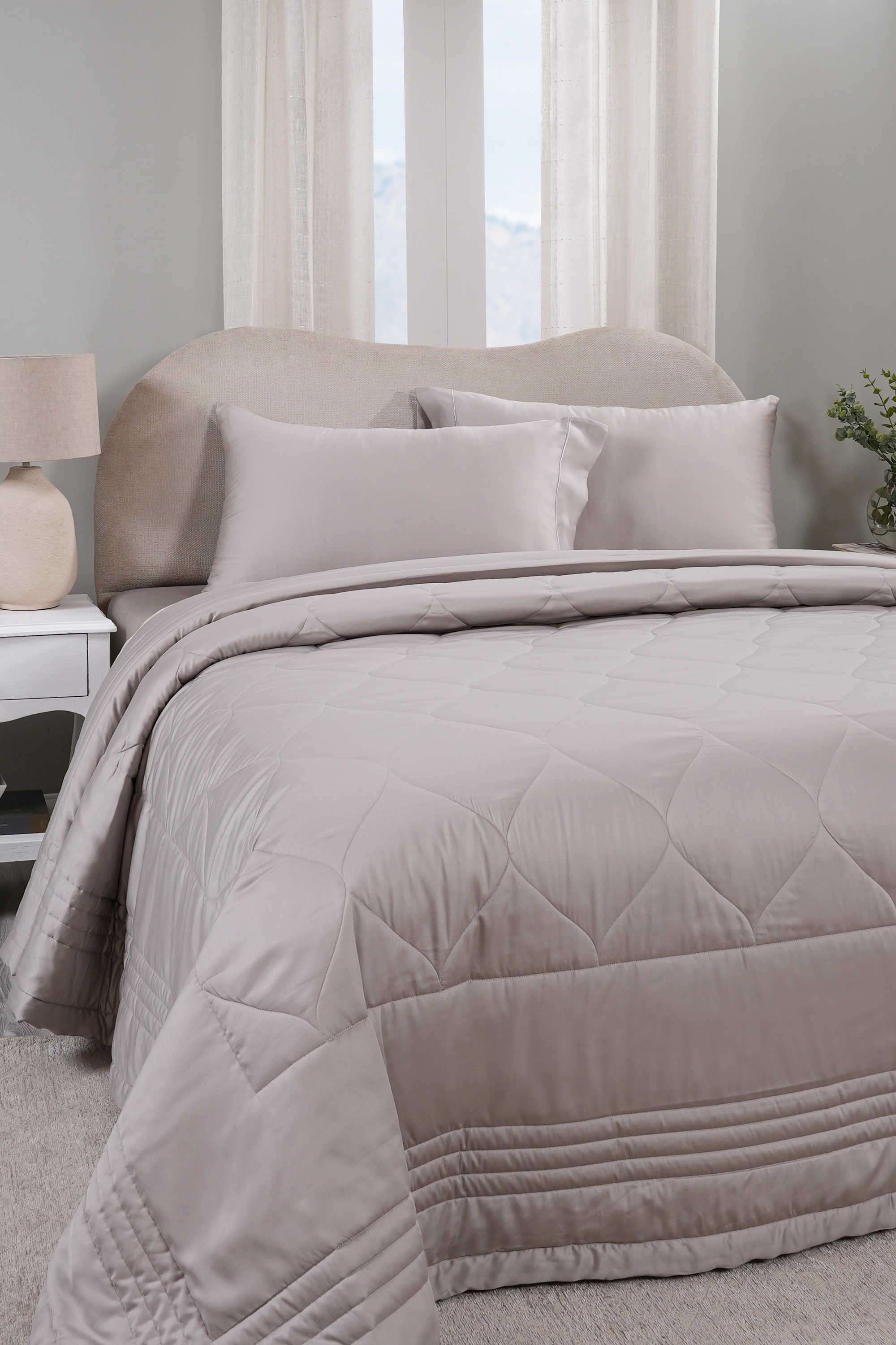 Noemi-Sage-Double-Quilt