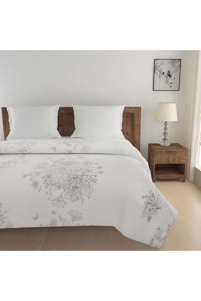White-&-Grey-Ethnic-Motif-250TC-Mercerized-Pure-Cotton-Premium-Zinnia-Double-AC-Quilt