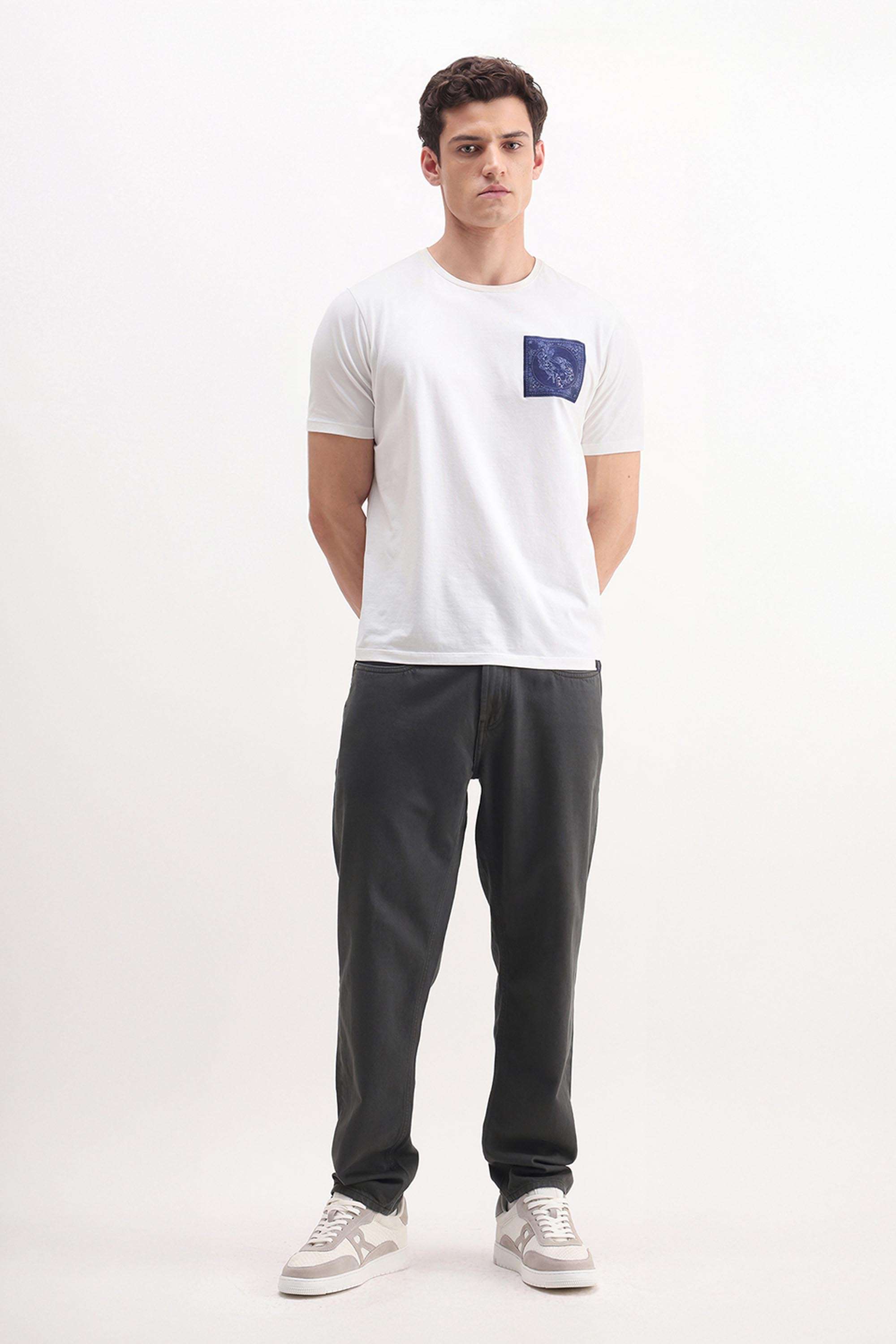 Solid-Cotton-Regular-Fit-Men-s-Jeans