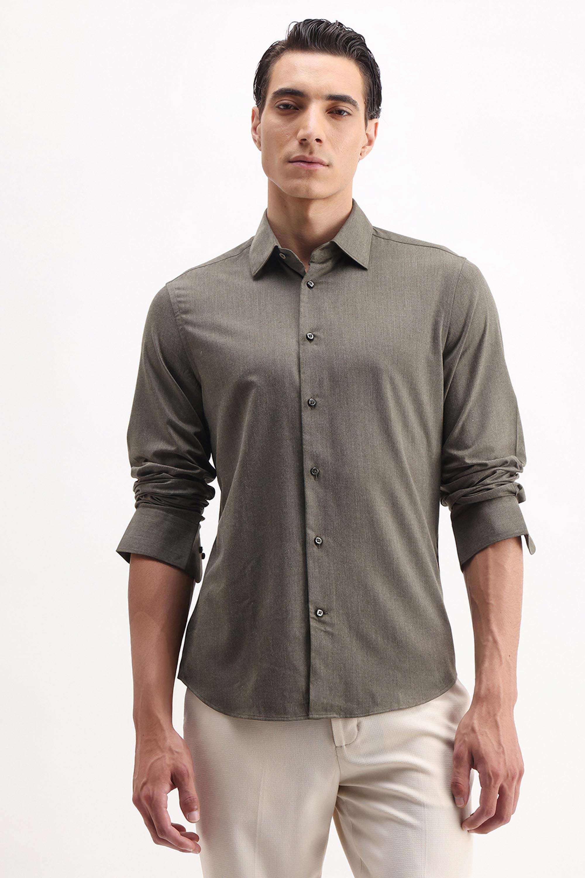 Solid-Cotton-Regular-Fit-Men-s-Casual-Shirt