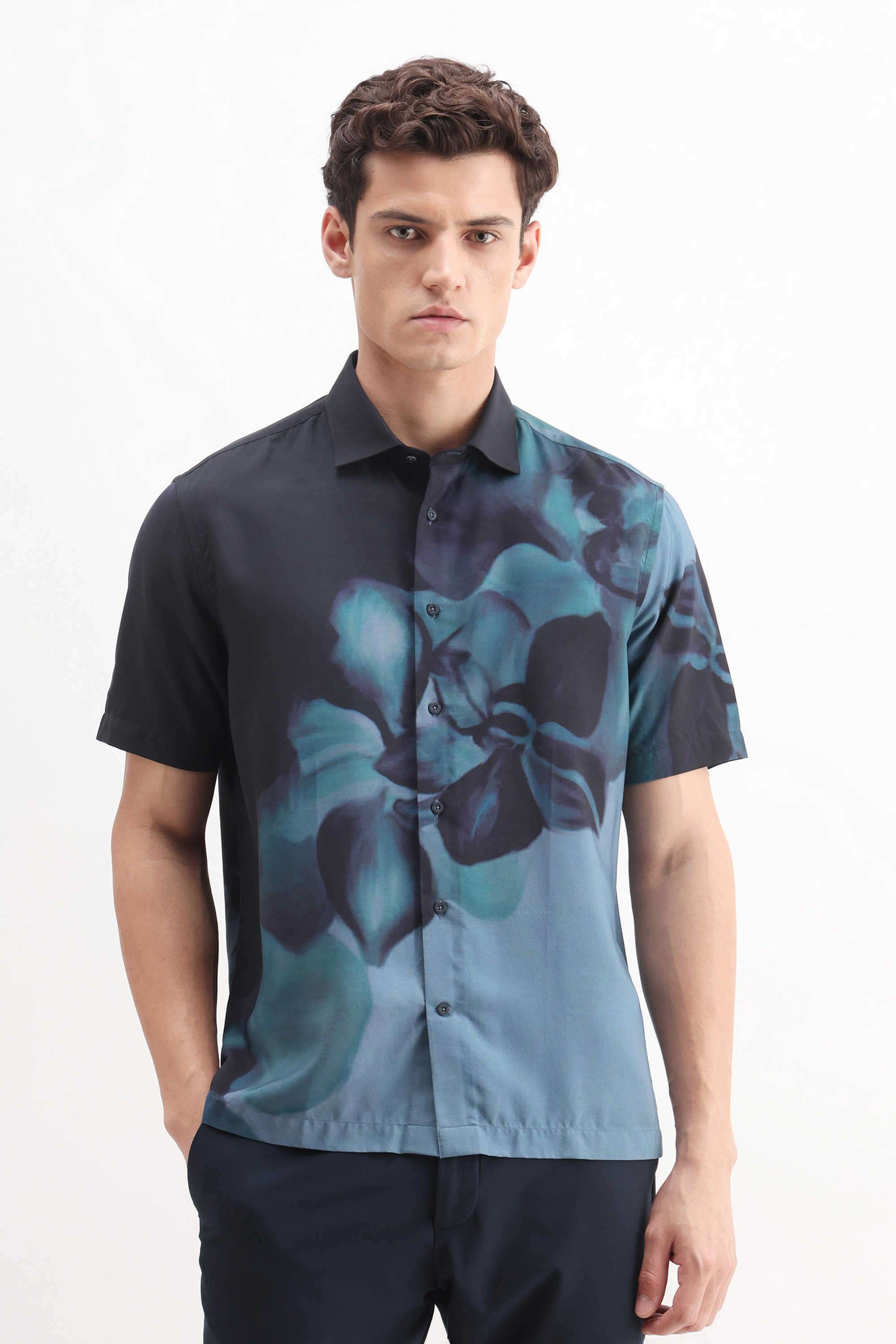 Solid-Cotton-Regular-Fit-Men-s-Casual-Shirt