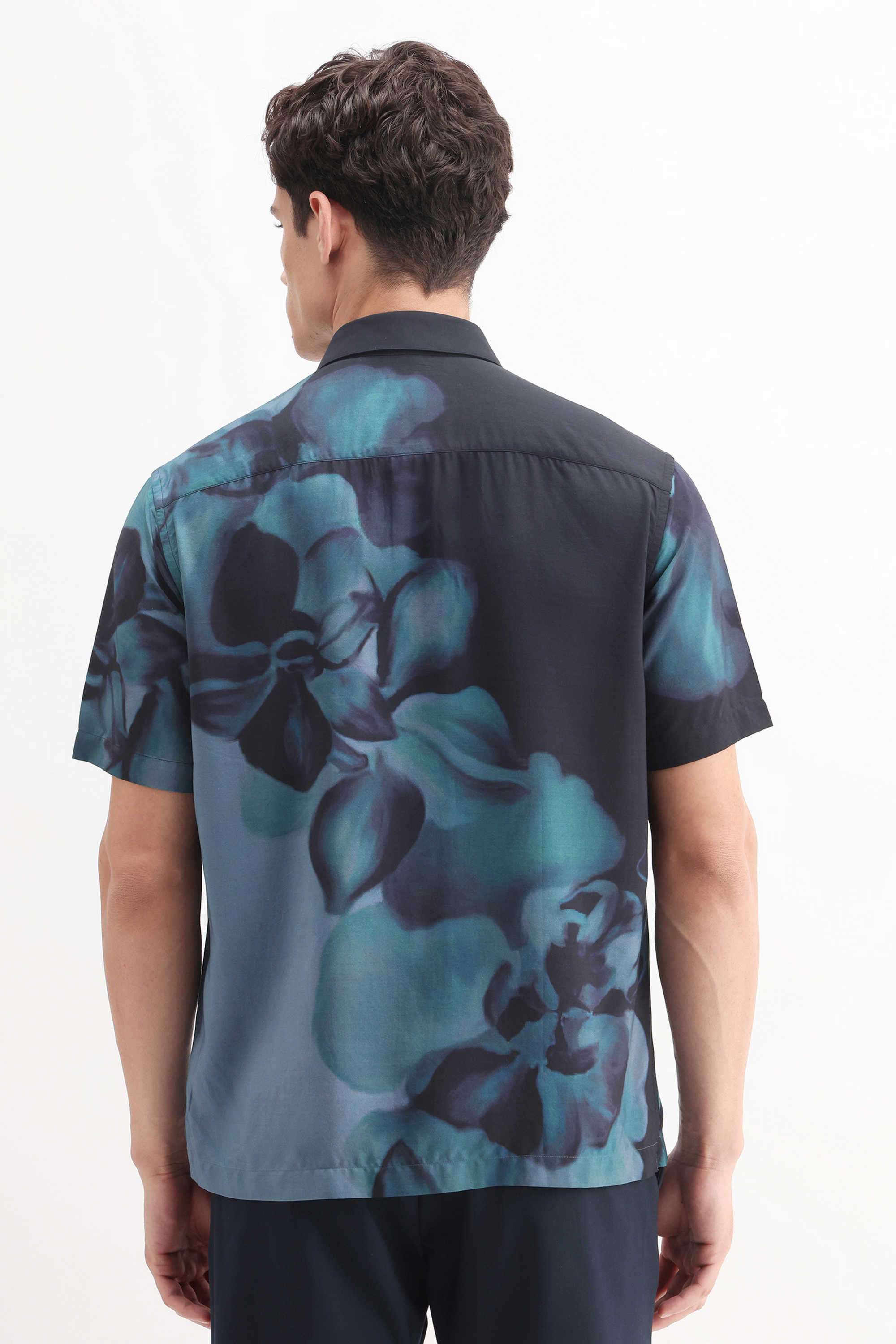 Solid-Cotton-Regular-Fit-Men-s-Casual-Shirt