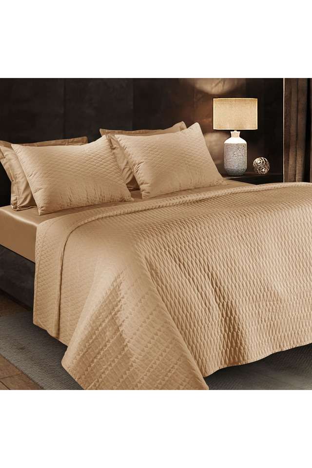 Crystal-Microfiber-Day-and-Night-Bedcover-for-Double-Bed-90-x-108-Inch---Sand