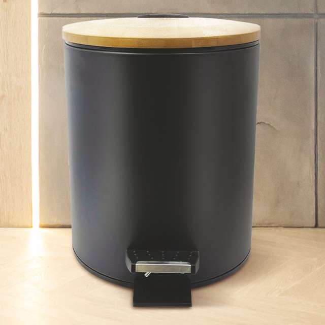 Andaz-Step-Dustbin-5-Litres-Black