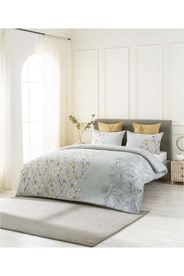 Delta-Cotton-Floral-Double-Bed-Sheet-With-4-Pillow-Covers---162-TC