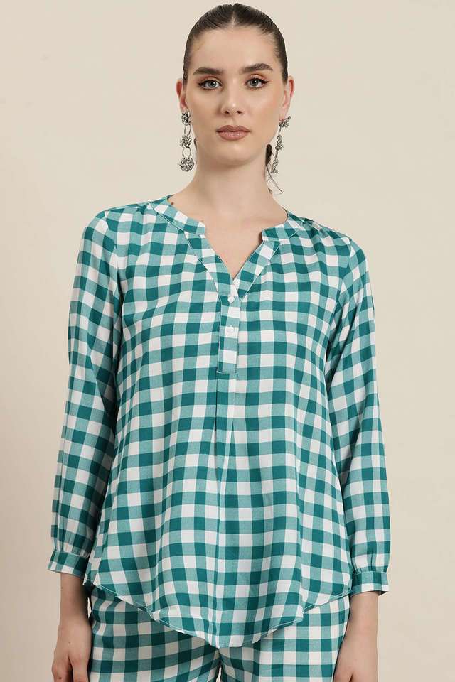 qurvii Solid Crepe Collared Women Top-picture-32