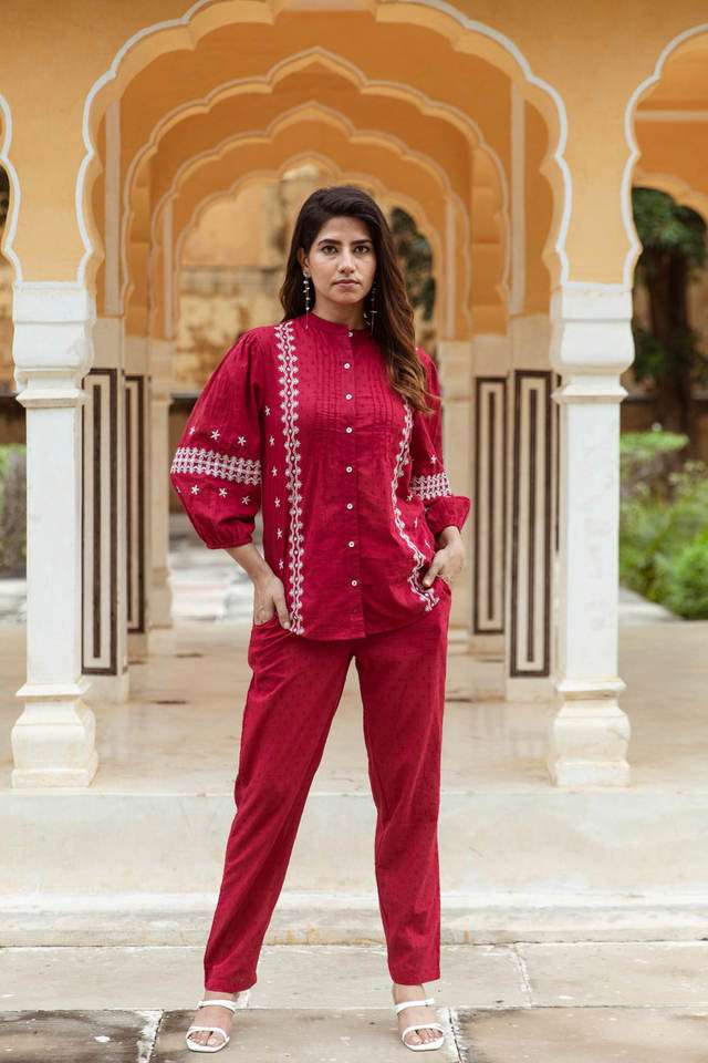 aadews Embroidered Knee Length Cotton Woven Women's Co-Ord Set-picture-6