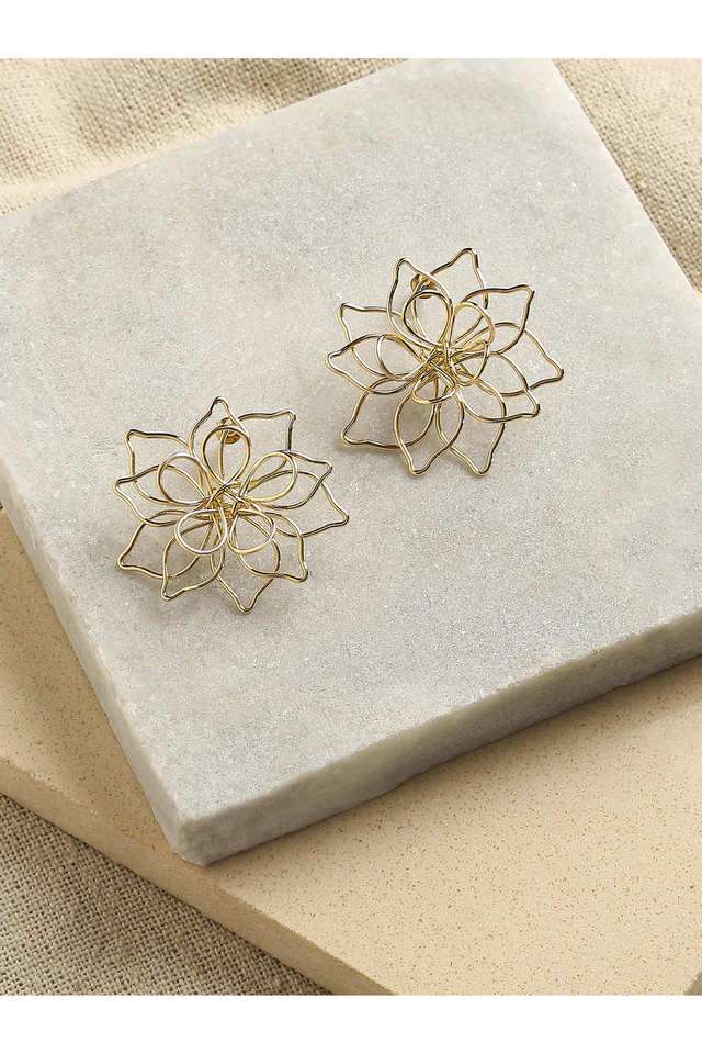 Gold-Plated-Floral-Shaped-Earrings-For-Women