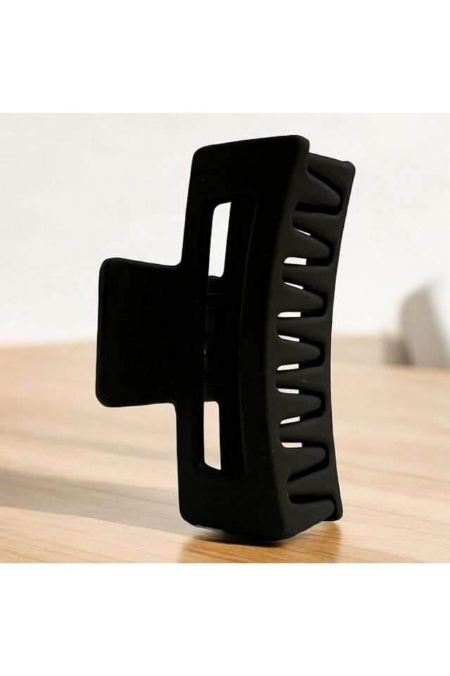 Stylish-Black-Hair-Claw-Clip-for-Women---Secure-Hold-with-Elegant-Design
