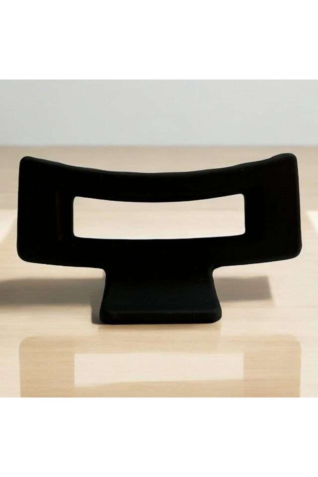 Stylish-Black-Hair-Claw-Clip-for-Women---Secure-Hold-with-Elegant-Design