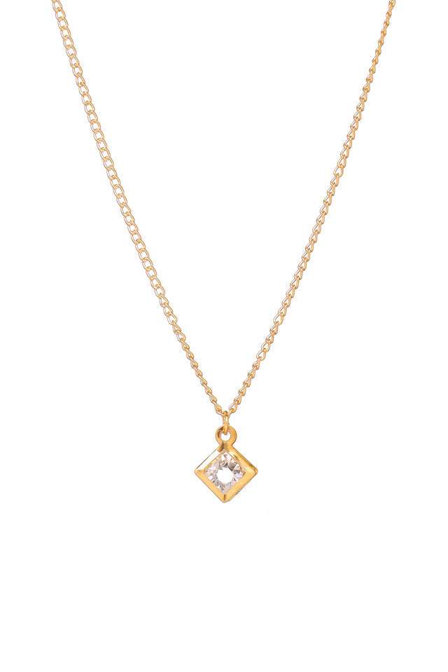 Elegant-Delicate-Chic-Gold-Toned-Cube-Diamanti-Necklace