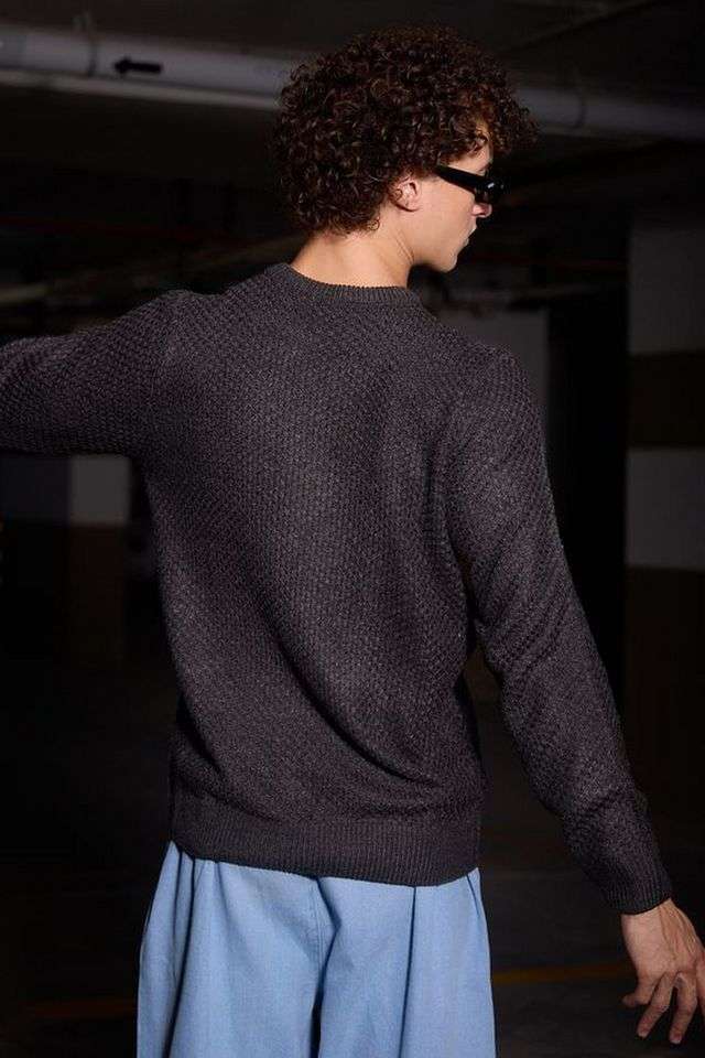 Solid-Blended-Fabric-Round-Neck-Men-s-Sweater