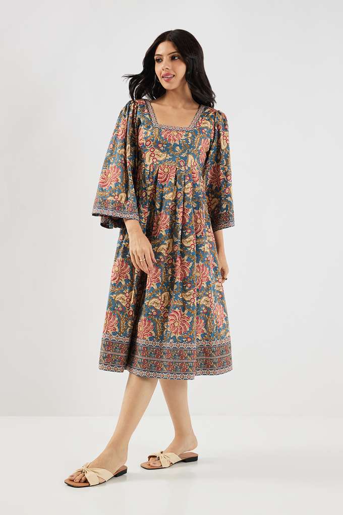 Printed-Square-Neck-Chambray-Women-s-Calf-Length-Ethnic-Dress