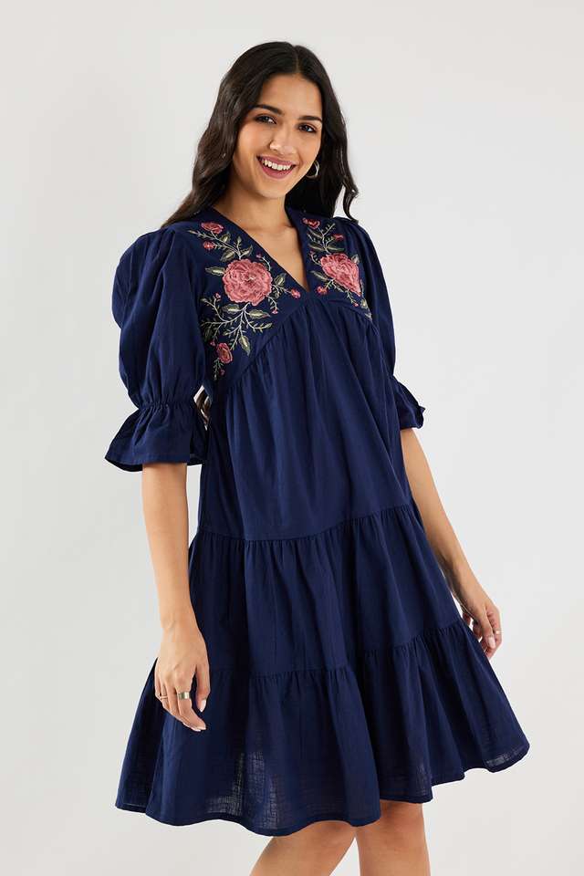 Buy Haute Curry Navy Embroidered V-Neck Cotton Women's Knee Length Ethnic  Dress