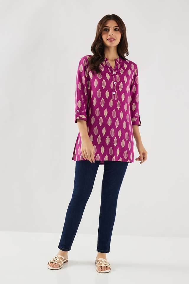Printed-Rayon-Collared-Women-Fusion-Wear-Kurti