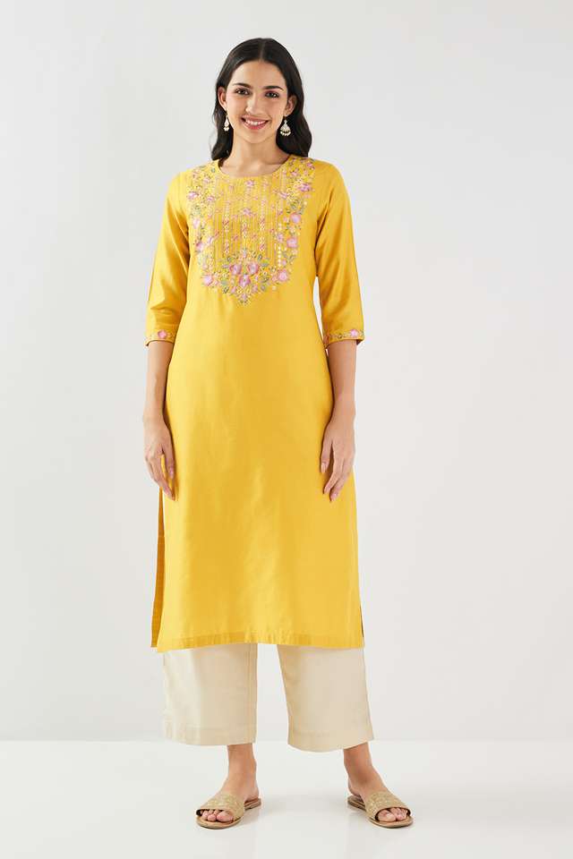 Embroidered-Blended-Fabric-Round-Neck-Women-s-Kurta