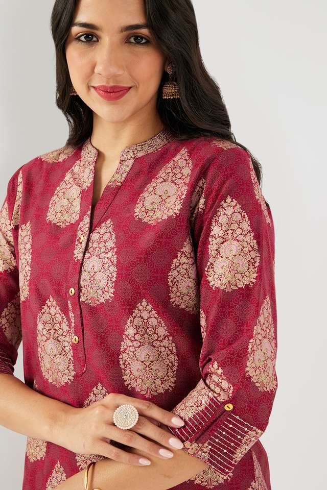 Printed-Blended-Fabric-Collared-Women-s-Kurta