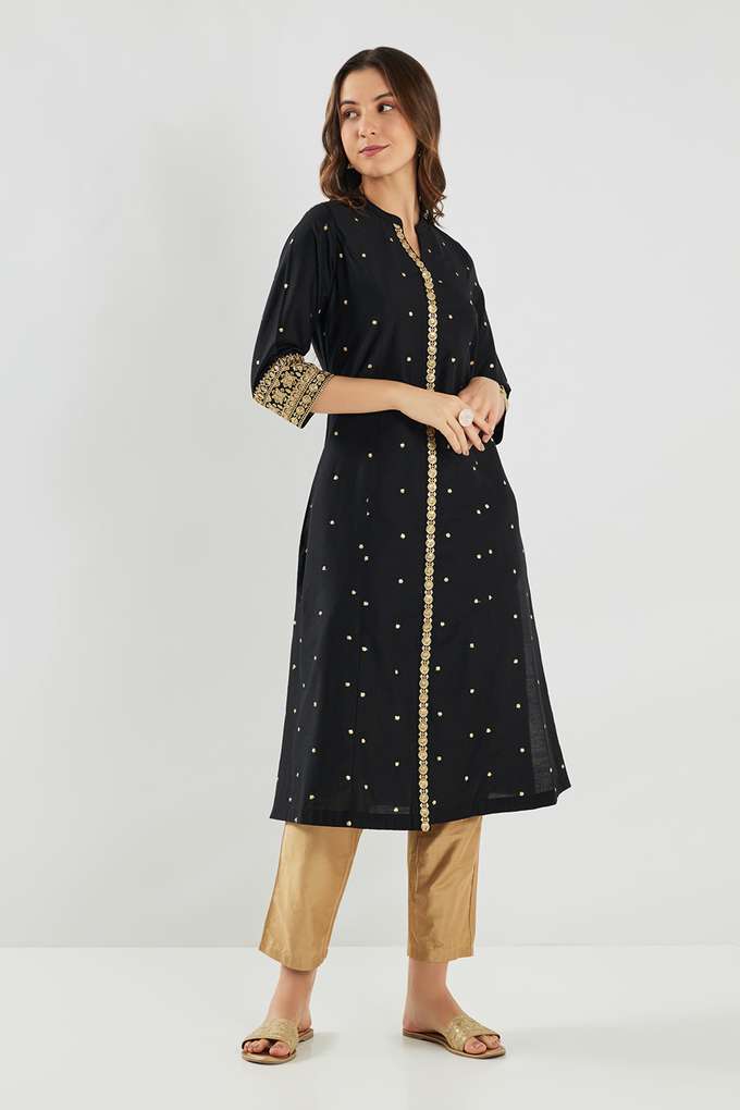 Solid-Blended-Fabric-Collared-Women-s-Kurta